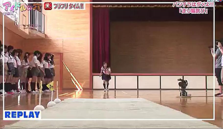 《偶像之穴》下载，搜集所有美少女偶像的资料和照片，打造个人偶像团