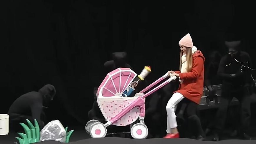 7 . 参赛选手拿出你的创意，变出翻滚的笑声——《超级变变变》走进你的心